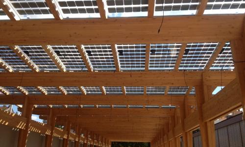 Pergola avec modules transparents